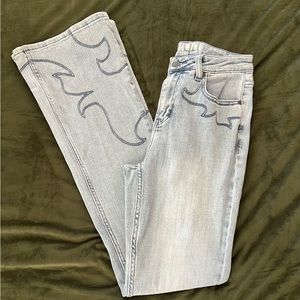 Idyllwild size 4/34 embroidered flare jeans